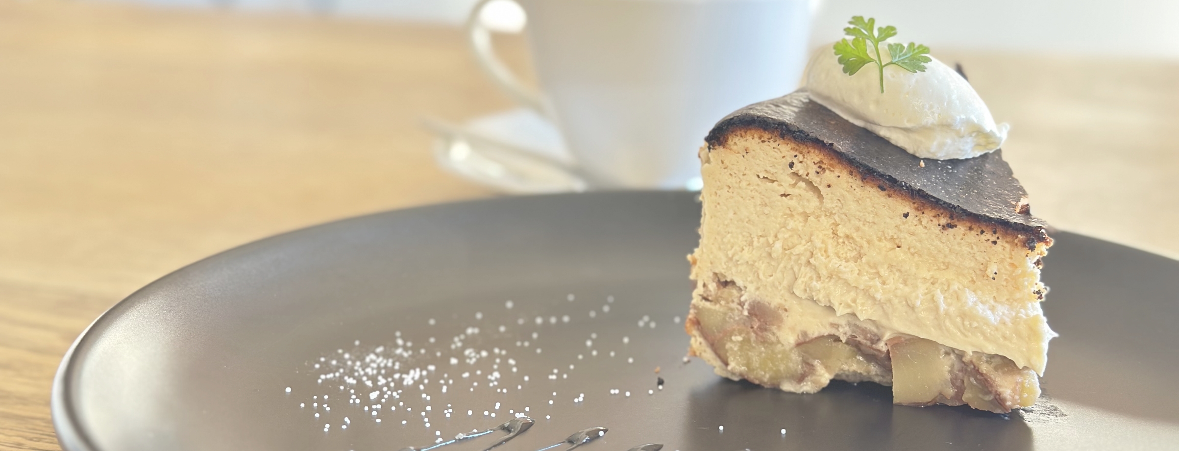 栗ペーストや栗を使用したチーズケーキ