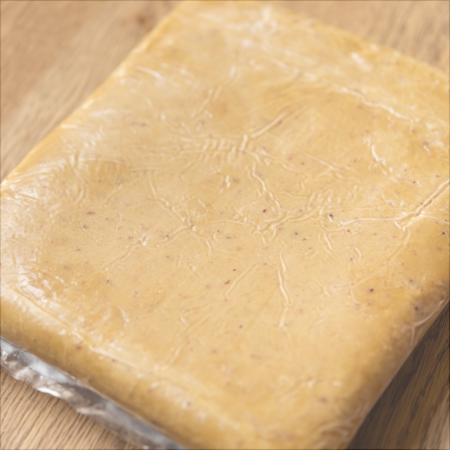 熟成無糖栗ペーストのパッケージと中身